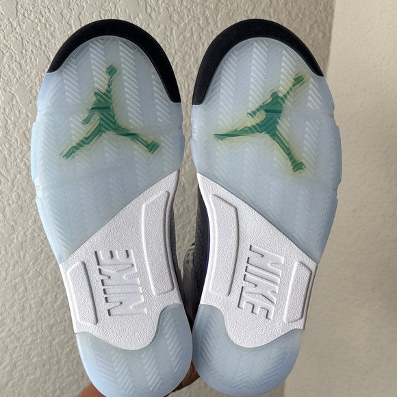 Air Jordan 5 retro OG White and Purple High-Top Sneakers size 7 - Picture 15 of 16